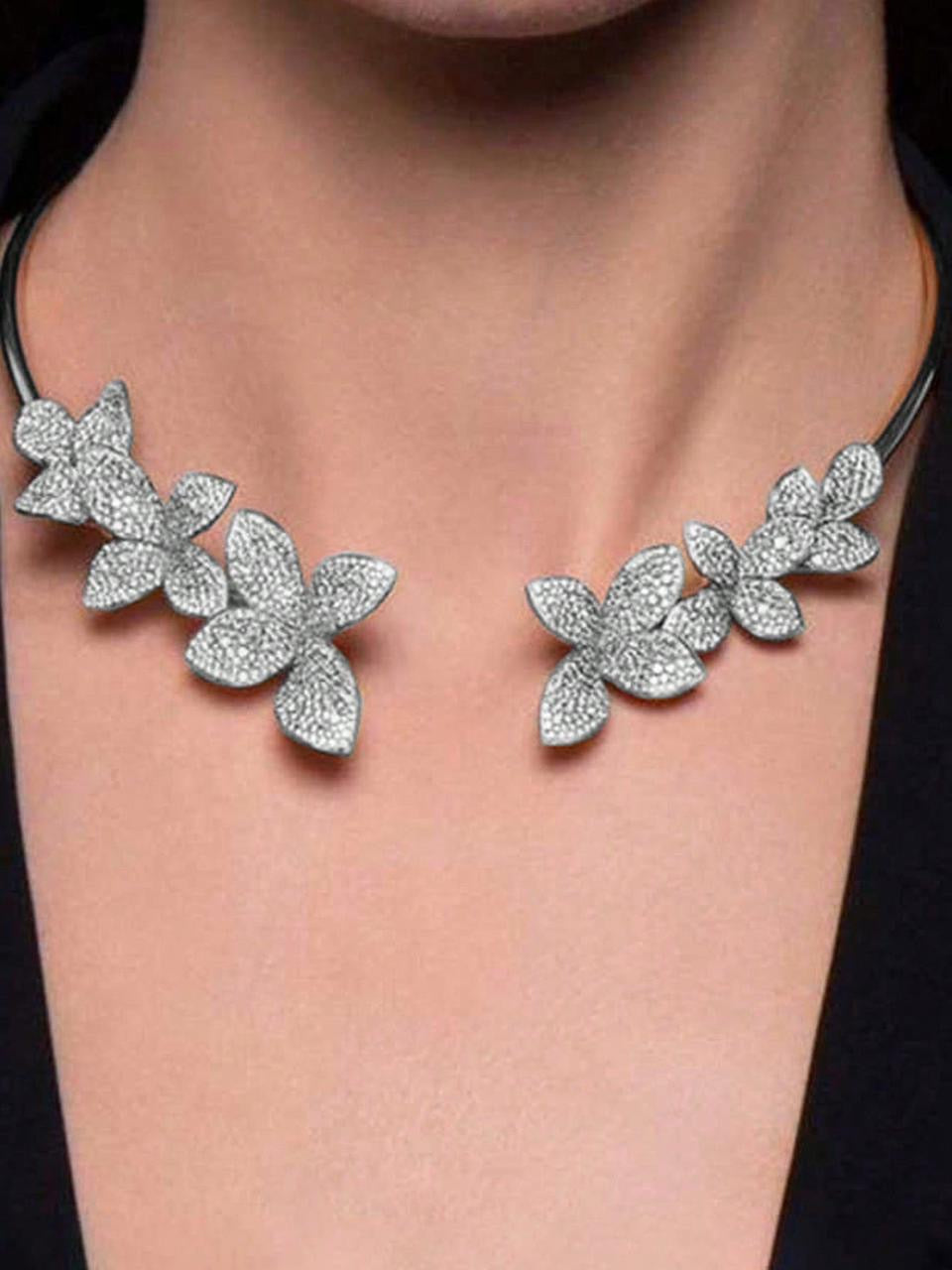 BUTTERFLY NECKLACE