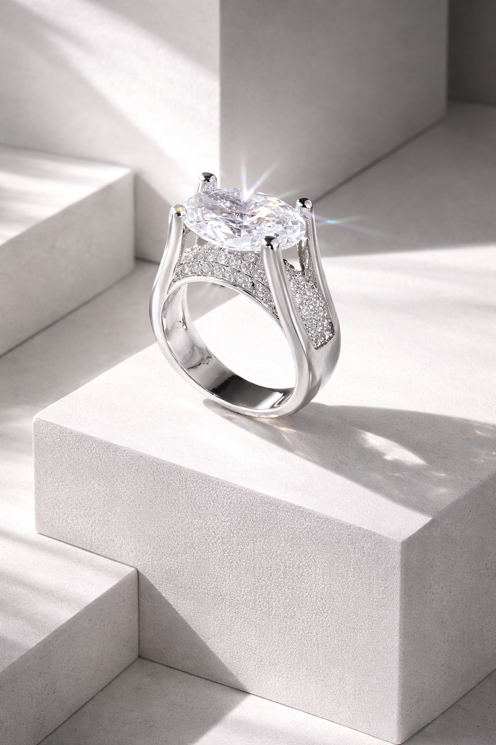 Eterna Radiance Ring