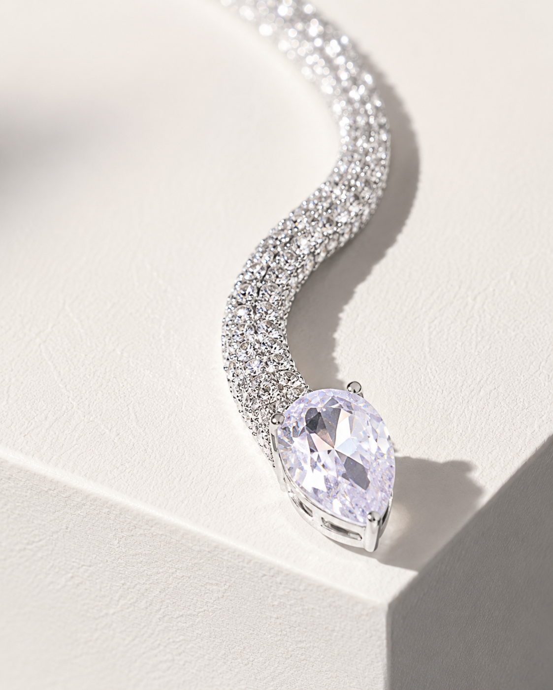 Crystal Choker