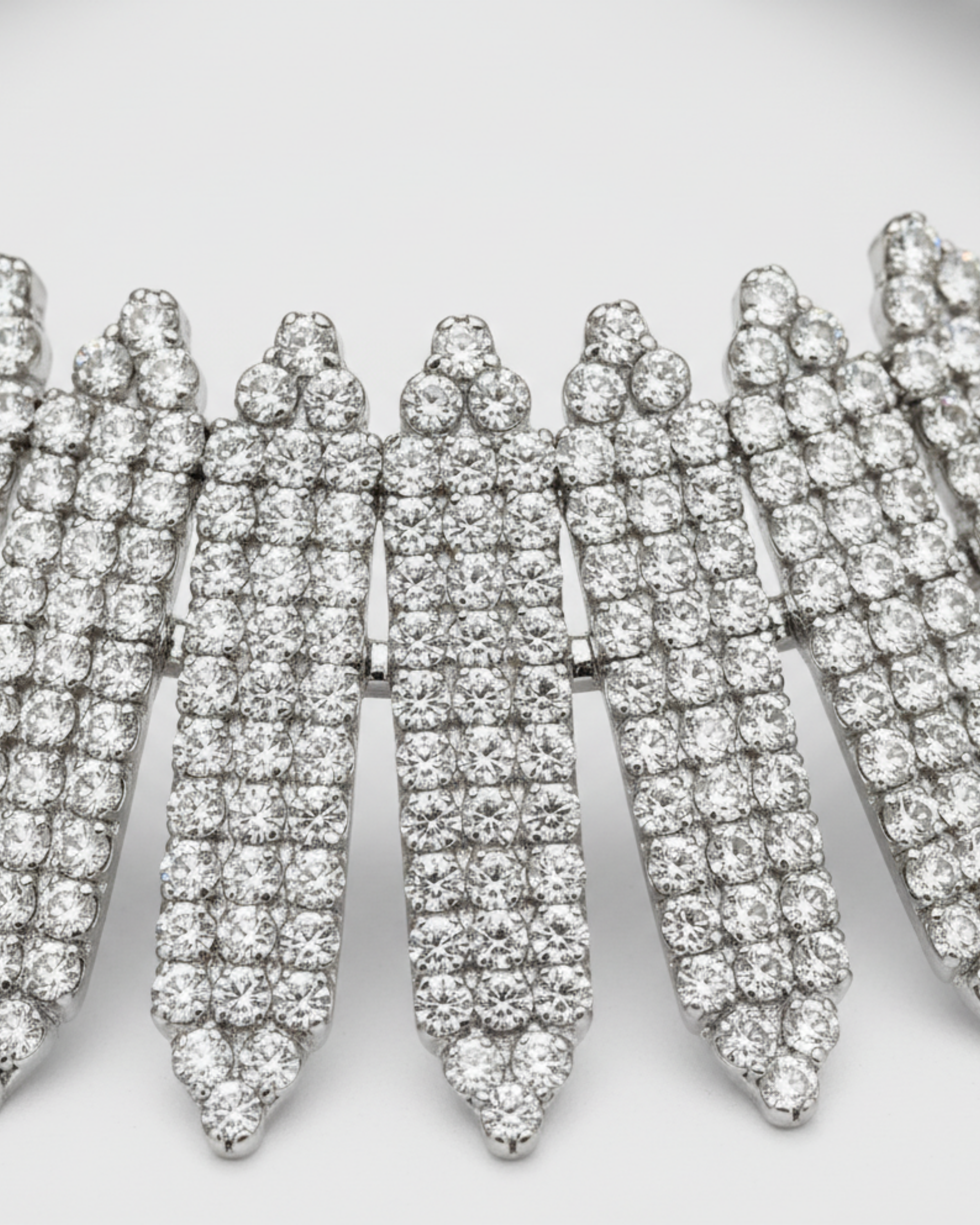 DIMOND RIBBON CHOKER