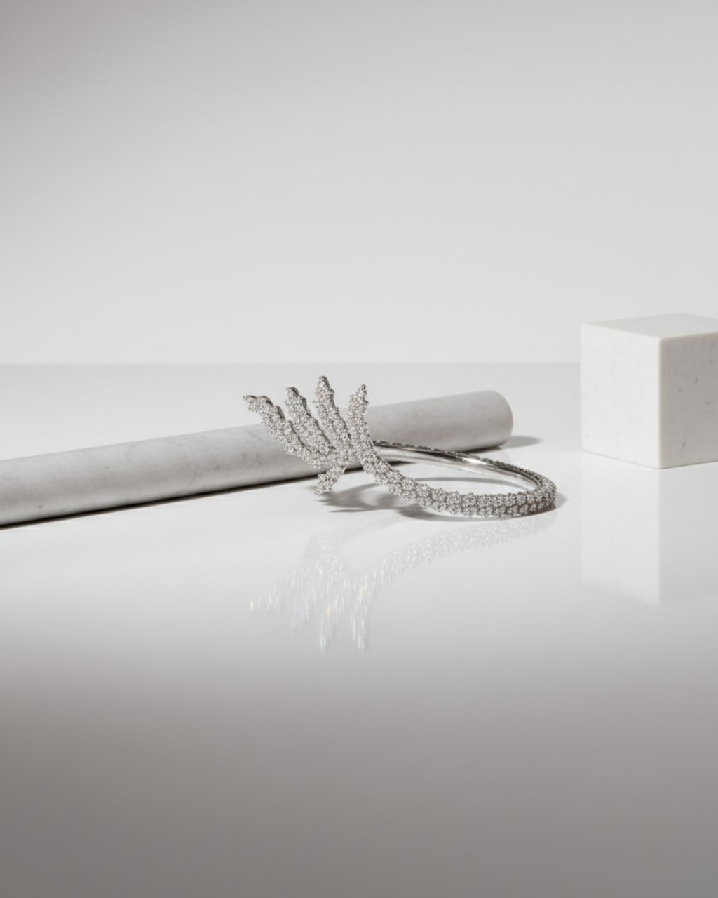 FROSTED STREAM BRACELET