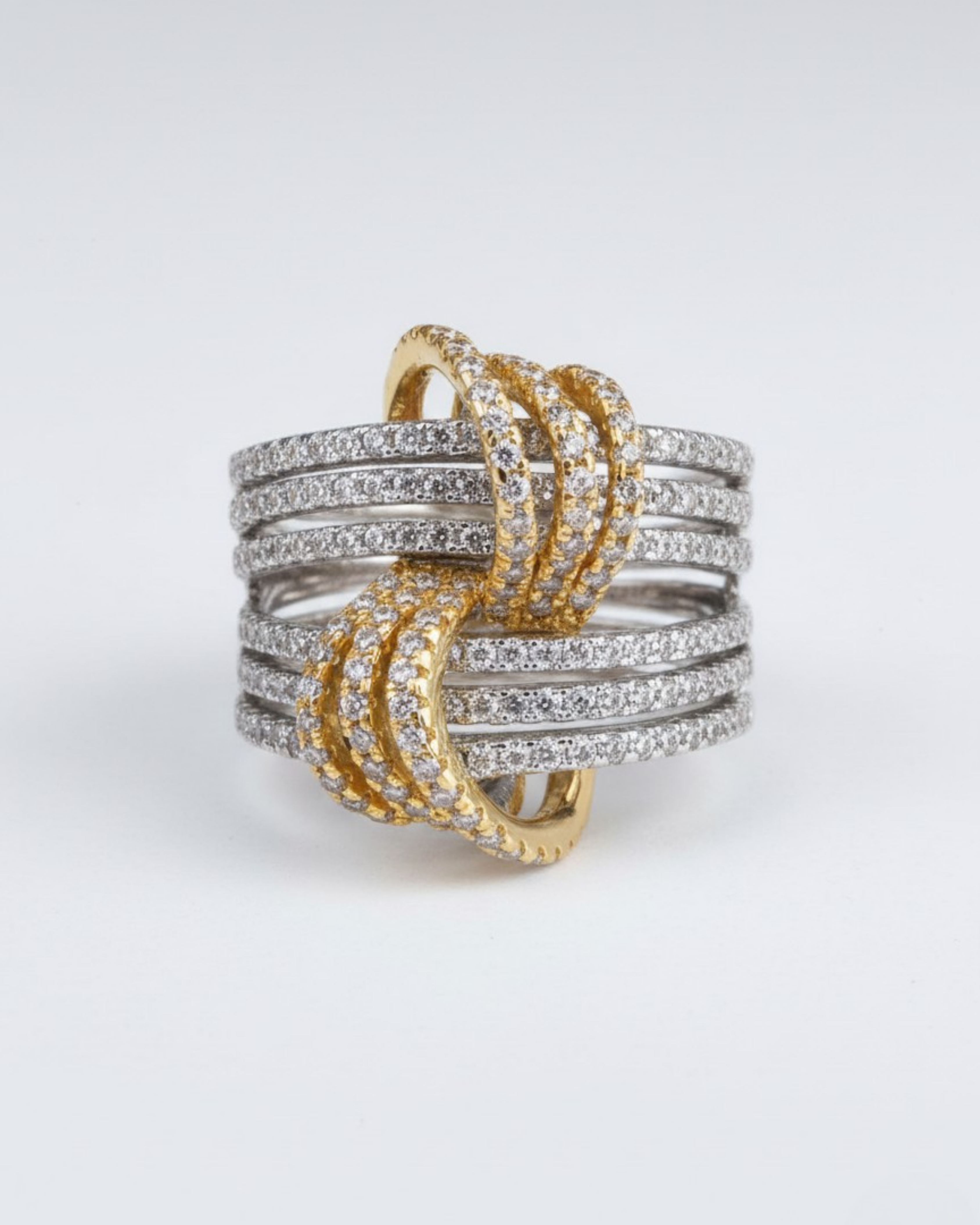 TWISTED GOLDEN RING