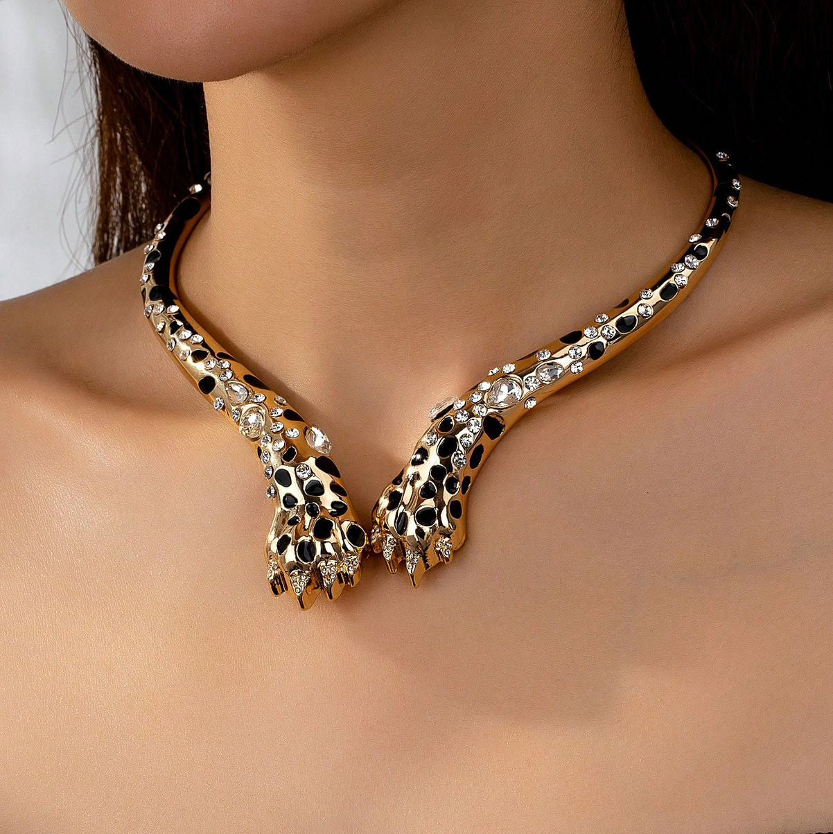 The Marquise Embrace Choker