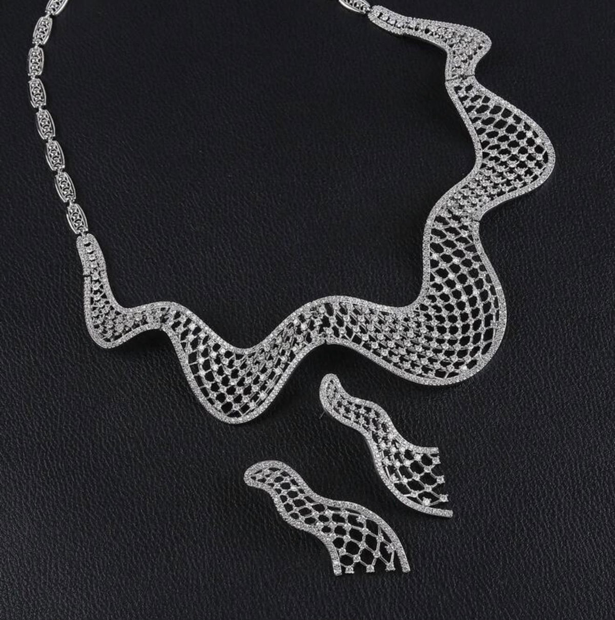 Waves Statement Set